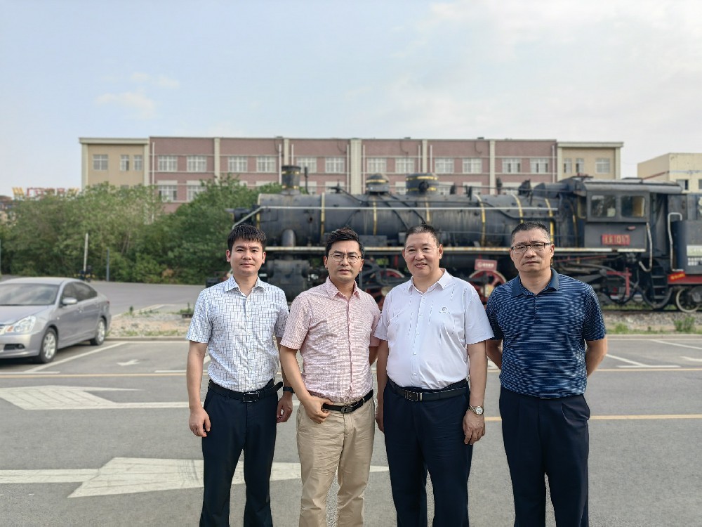 江苏省宿迁市向导莅临山东志远清静治理咨询有限公司指导事情